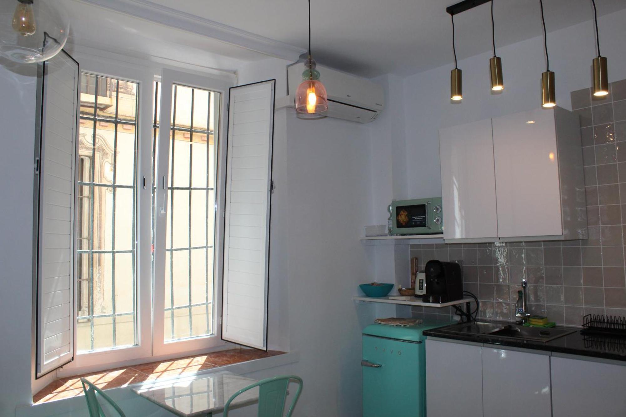 Iyourbasics Lovely Studio Hinestrosa 23 Free Wifi&Ac Málaga Extérieur photo